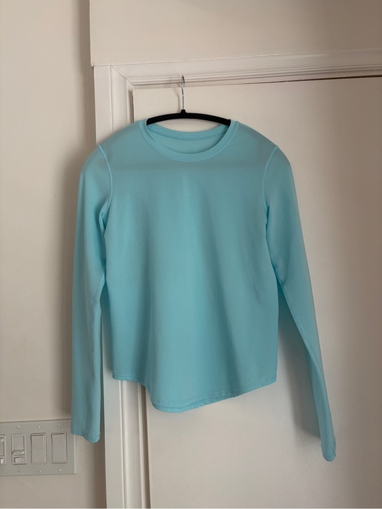 lululemon athletica Tops - Lululemon Light Blue Long Sleeve Crewneck Running Top